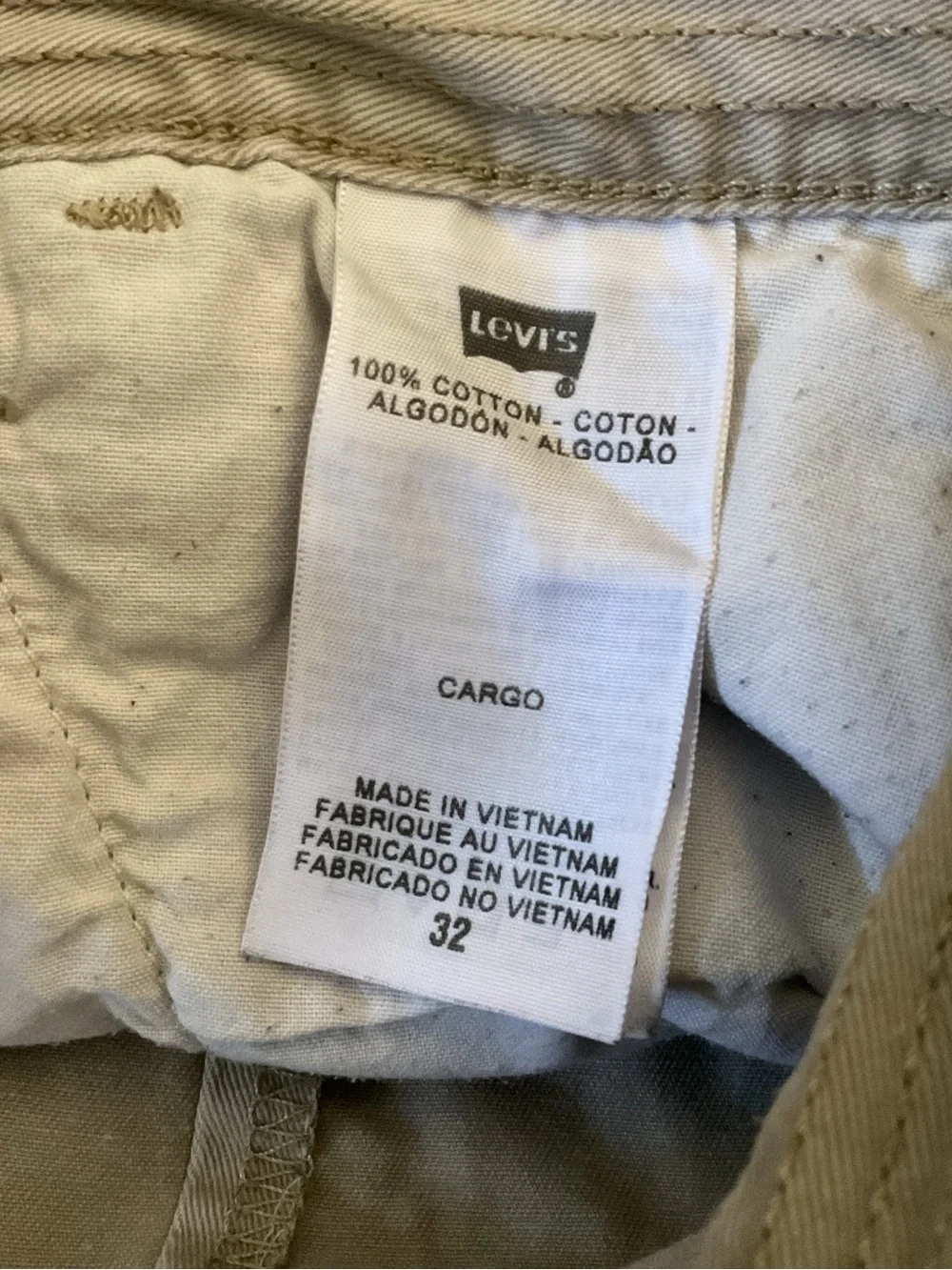 Levis levis cargo